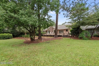 This beautifully renovated 3-bedroom, 2-bath coastal home is on Sea Pines Country Club in South Carolina - for sale on GolfHomes.com, golf home, golf lot