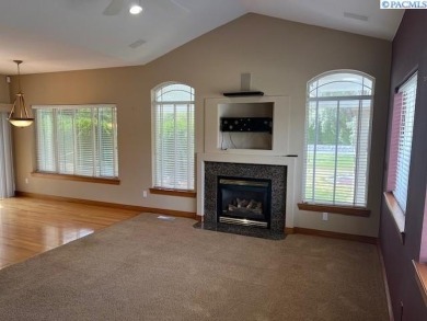 MLS# 283699 Beautiful Canyon Lakes home located on the Golf on Canyon Lakes Golf Course in Washington - for sale on GolfHomes.com, golf home, golf lot