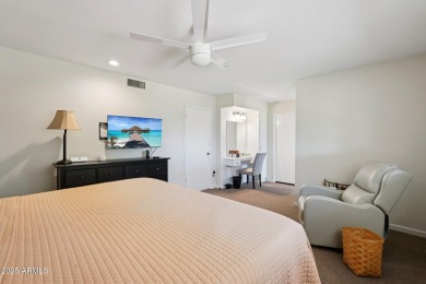 Priced to sell! This fully renovated gemini twin is ready for on Sun City Lakes West and East in Arizona - for sale on GolfHomes.com, golf home, golf lot