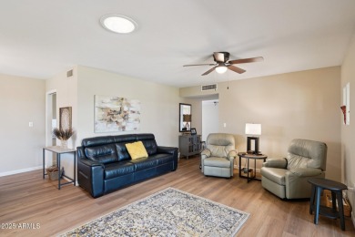 Priced to sell! This fully renovated gemini twin is ready for on Sun City Lakes West and East in Arizona - for sale on GolfHomes.com, golf home, golf lot