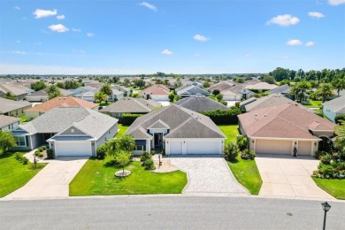 Beautifully maintained 3/2 Sunflower Designer Home with 2 Car on Pennbrooke Fairways in Florida - for sale on GolfHomes.com, golf home, golf lot