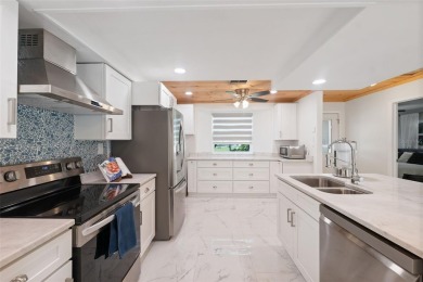 Waterfront Elegance on the Gulf Coast

Welcome to GOLF CART on Sea Pines Golf Club in Florida - for sale on GolfHomes.com, golf home, golf lot