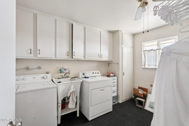 Priced to sell! This fully renovated gemini twin is ready for on Sun City Lakes West and East in Arizona - for sale on GolfHomes.com, golf home, golf lot