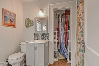 Welcome to Ridgefield's! If it's charm and character that you on Ridgefields Country Club, Inc. in Tennessee - for sale on GolfHomes.com, golf home, golf lot