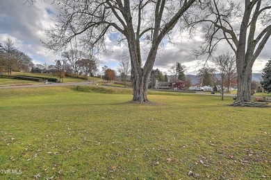 Welcome to Ridgefield's! If it's charm and character that you on Ridgefields Country Club, Inc. in Tennessee - for sale on GolfHomes.com, golf home, golf lot