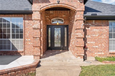Elegant Corner Lot Home with Pool in Gated Pecan Plantation! on Pecan Plantation Country Club in Texas - for sale on GolfHomes.com, golf home, golf lot