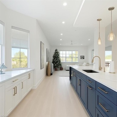 Elegant and modern describes this newly renovated 3 Bedroom on The Rookery At Marco in Florida - for sale on GolfHomes.com, golf home, golf lot