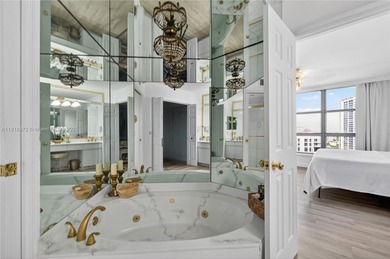 Excepcional opportunity in Mystic Pointe , Aventura city. Corner on Turnberry Isle Resort and Club in Florida - for sale on GolfHomes.com, golf home, golf lot