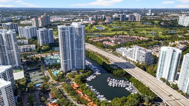 Excepcional opportunity in Mystic Pointe , Aventura city. Corner on Turnberry Isle Resort and Club in Florida - for sale on GolfHomes.com, golf home, golf lot