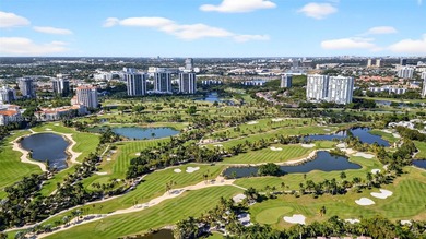 Excepcional opportunity in Mystic Pointe , Aventura city. Corner on Turnberry Isle Resort and Club in Florida - for sale on GolfHomes.com, golf home, golf lot