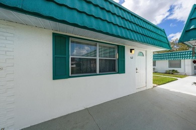 Carefree Florida Living in Kings Point's Premier 55+ Resort on Kings Point Executive Golf Course in Florida - for sale on GolfHomes.com, golf home, golf lot