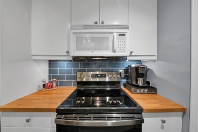 Renovated end-unit townhouse on private street in gated Cross on Cross Creek Golf Course in Georgia - for sale on GolfHomes.com, golf home, golf lot
