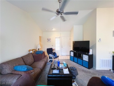 Well-maintained 2-bedroom, 2-bath home in the 55+ community of on Highland Falls Golf Club in Nevada - for sale on GolfHomes.com, golf home, golf lot
