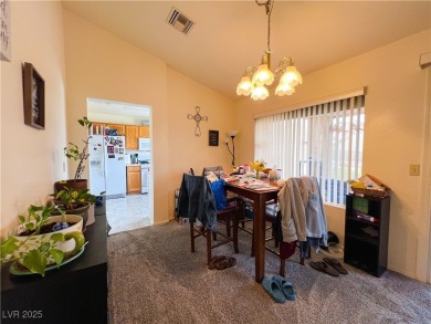 Well-maintained 2-bedroom, 2-bath home in the 55+ community of on Highland Falls Golf Club in Nevada - for sale on GolfHomes.com, golf home, golf lot