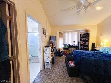 Well-maintained 2-bedroom, 2-bath home in the 55+ community of on Highland Falls Golf Club in Nevada - for sale on GolfHomes.com, golf home, golf lot