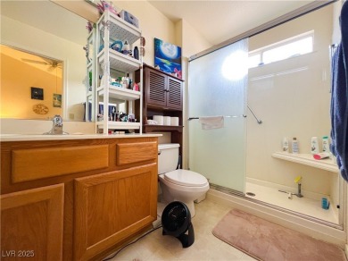Well-maintained 2-bedroom, 2-bath home in the 55+ community of on Highland Falls Golf Club in Nevada - for sale on GolfHomes.com, golf home, golf lot