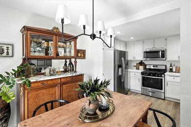 Charming 3-bedroom townhome in the highly sought-after Valencia on Vista Valencia Golf Course in California - for sale on GolfHomes.com, golf home, golf lot
