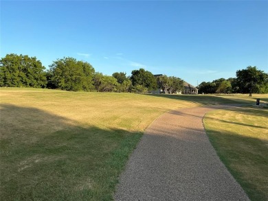 Do you enjoy playing golf?  Do you enjoy watching golfers?  This on White Bluff Resort - Old Course in Texas - for sale on GolfHomes.com, golf home, golf lot