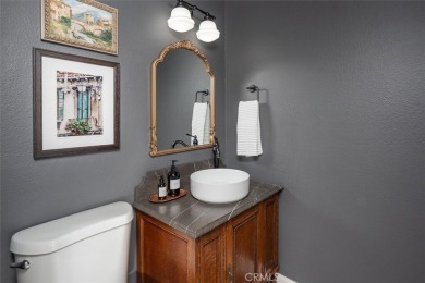 Charming 3-bedroom townhome in the highly sought-after Valencia on Vista Valencia Golf Course in California - for sale on GolfHomes.com, golf home, golf lot