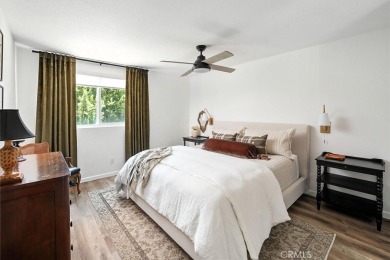 Charming 3-bedroom townhome in the highly sought-after Valencia on Vista Valencia Golf Course in California - for sale on GolfHomes.com, golf home, golf lot