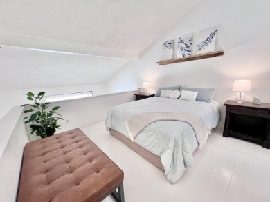 HUGE PRICE REDUCTION!! Bright loft condo, furnished with views on Indian Palms Country Club and Resort in California - for sale on GolfHomes.com, golf home, golf lot