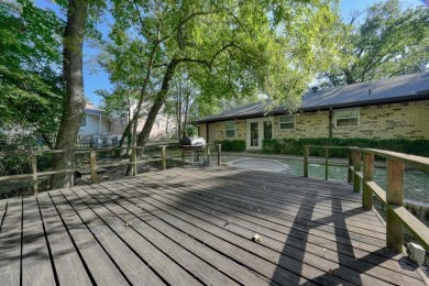 Welcome to this beautifully maintained and updated home in the on Hide-A-Way Lake Golf Course in Texas - for sale on GolfHomes.com, golf home, golf lot