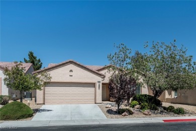 *TURN KEY UNIQUE 3 FULL BEDROOM/2 BATH HOME *GREAT ROOM STYLE on Aliante Golf Club in Nevada - for sale on GolfHomes.com, golf home, golf lot