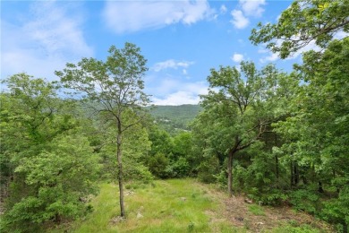 Surrounded by the natural beauty of Holiday Island, this 3 bed on Holiday Island Executive Golf Course in Arkansas - for sale on GolfHomes.com, golf home, golf lot