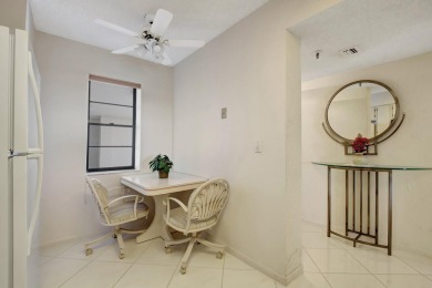 Welcome to this beautifully maintained 2-bedroom, 2-bath on Marina Lakes Golf Course in Florida - for sale on GolfHomes.com, golf home, golf lot