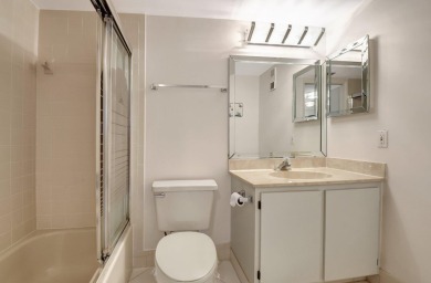 Welcome to this beautifully maintained 2-bedroom, 2-bath on Marina Lakes Golf Course in Florida - for sale on GolfHomes.com, golf home, golf lot