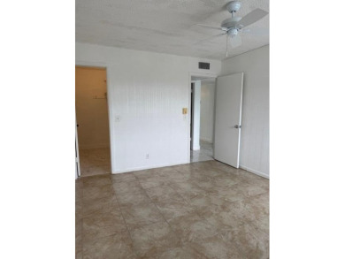 GORGEOUS updated 2 bed 2 bath unit on the 2nd floor in Kings on Kings Point Golf -Flanders Way in Florida - for sale on GolfHomes.com, golf home, golf lot