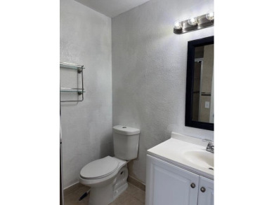 GORGEOUS updated 2 bed 2 bath unit on the 2nd floor in Kings on Kings Point Golf -Flanders Way in Florida - for sale on GolfHomes.com, golf home, golf lot