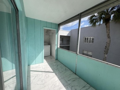 GORGEOUS updated 2 bed 2 bath unit on the 2nd floor in Kings on Kings Point Golf -Flanders Way in Florida - for sale on GolfHomes.com, golf home, golf lot