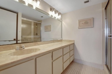 Welcome to this beautifully maintained 2-bedroom, 2-bath on Marina Lakes Golf Course in Florida - for sale on GolfHomes.com, golf home, golf lot
