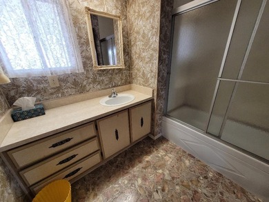 REDUCED!! This spacious home features 3 bedrooms and 2 full on Tahquitz Creek Golf Resort in California - for sale on GolfHomes.com, golf home, golf lot