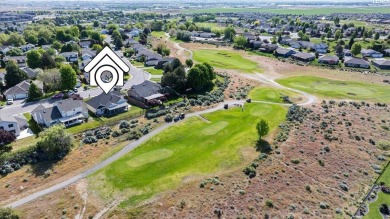 MLS# 283806 This gorgeous home sits safely off the 12th tee box on Horn Rapids Golf Club in Washington - for sale on GolfHomes.com, golf home, golf lot