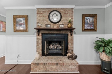 Welcome to this stunning 3-bedroom, 2.5-bathroom brick ranch on Harbour Point Golf Club in North Carolina - for sale on GolfHomes.com, golf home, golf lot