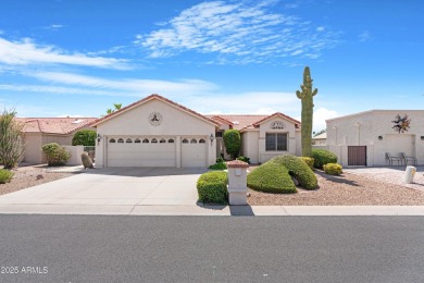 Discover the perfect blend of comfort and elegance in this on Cottonwood Country Club in Arizona - for sale on GolfHomes.com, golf home, golf lot