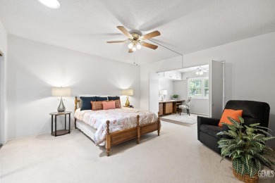 Charming Kern City home on the Golf Course!  Offering 2 big on Sundale Country Club in California - for sale on GolfHomes.com, golf home, golf lot
