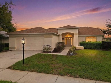 Well-maintained furnished 3-bedroom, 2-bath home with no rear on Heritage Pines Country Club in Florida - for sale on GolfHomes.com, golf home, golf lot