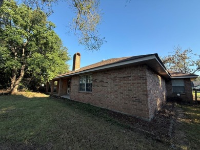 FORE!! Welcome to Millbrook! We have a 3 bed 2 bath nicely on Millbrook Country Club in Mississippi - for sale on GolfHomes.com, golf home, golf lot
