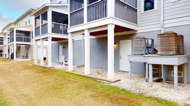 Carpet-Free Townhome Backing Up to a Preserve - Never Rented! on Lost Key Golf Club in Florida - for sale on GolfHomes.com, golf home, golf lot