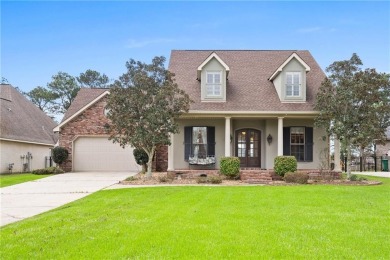 Welcome to this meticulously maintained 4-bedroom, 3-bathroom on Oak Harbor Golf Club in Louisiana - for sale on GolfHomes.com, golf home, golf lot