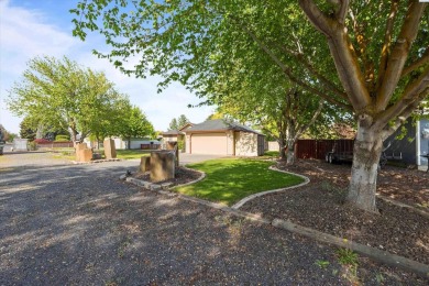 Welcome to 839 S Meadowlark Lane. Located within the golf course on Othello Golf Club in Washington - for sale on GolfHomes.com, golf home, golf lot