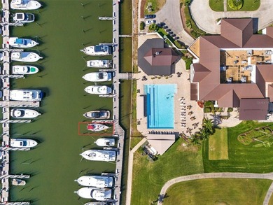 Looking for a luxurious and protected home for your yacht? Look on Pasadena Yacht and Country Club in Florida - for sale on GolfHomes.com, golf home, golf lot