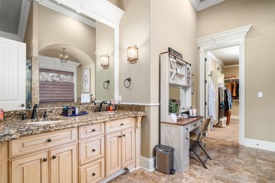 Enjoy golf-course living in this well-appointed 3-bedroom on Isabella Golf Course  in Arkansas - for sale on GolfHomes.com, golf home, golf lot