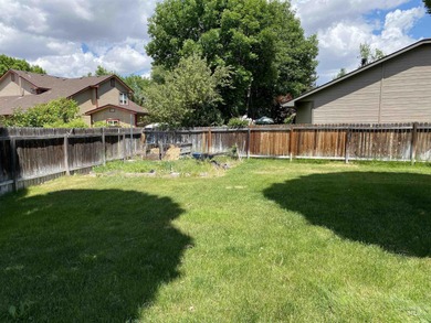 This home has it all! 5 Bedrooms, spacious master has a standing on Eagle Hills Golf Course in ID - for sale on GolfHomes.com, golf home, golf lot