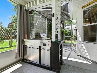 WELL-MAINTAINED  FURNISHED 3/2 WHISPERING PINE DESIGNER HOME on The Links of Spruce Creek in Florida - for sale on GolfHomes.com, golf home, golf lot
