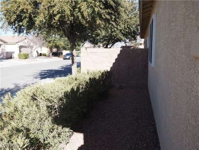 Corner lot, gorgeous home, & golf community! 1805 sqft offers on Mountain Falls Golf Course in Nevada - for sale on GolfHomes.com, golf home, golf lot