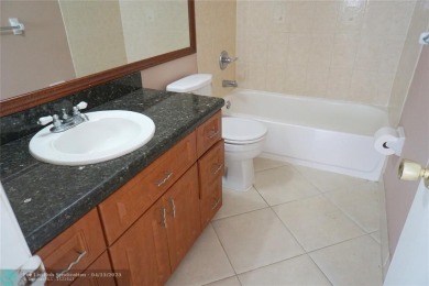 Great 2 bedrooms 2 bathrooms, boasting large unit. Appliances on Crystal Lake Country Club in Florida - for sale on GolfHomes.com, golf home, golf lot